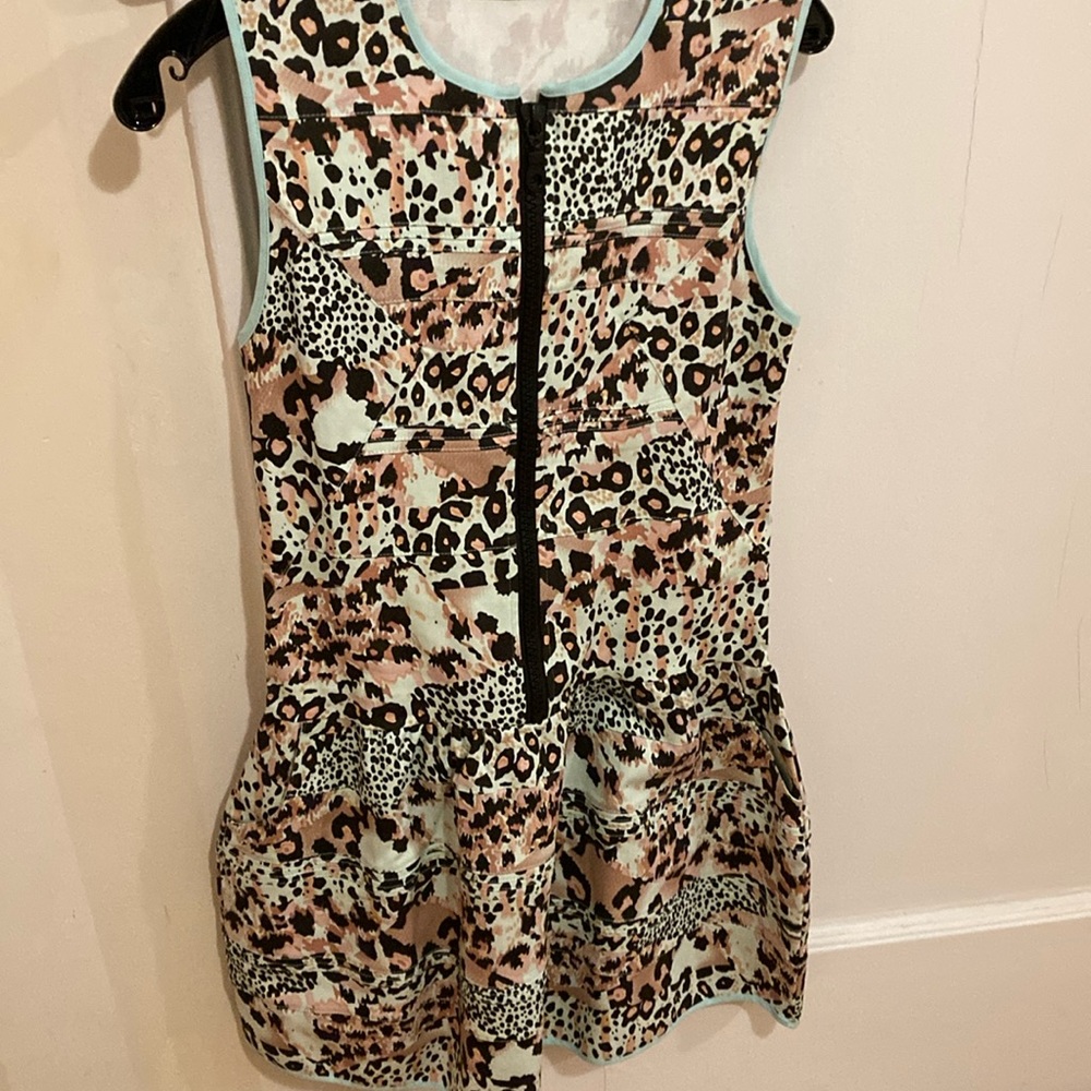 Akira Chicago black label fitted front zip dress